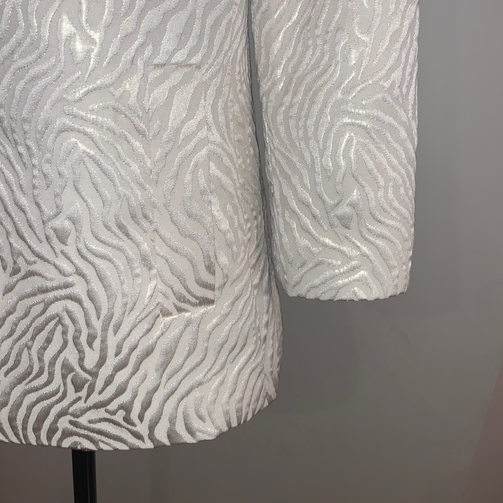 Michael Kors zebra  print dressy shirt size 8 - Picture 6 of 11